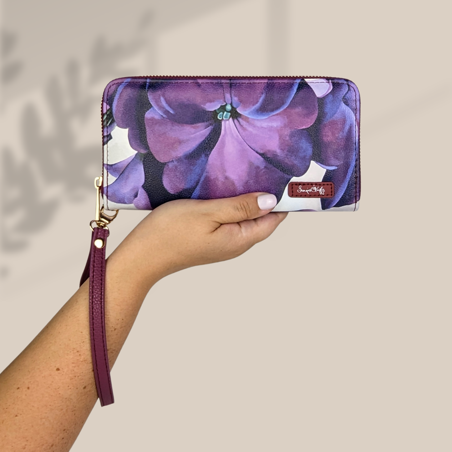 Georgia O'Keeffe Petunia Wristlet Wallet - Floral Art Vegan Leather Organizer