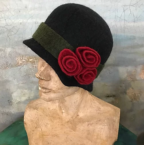 Black & Green Cloche Wool Hat with Red Flowers