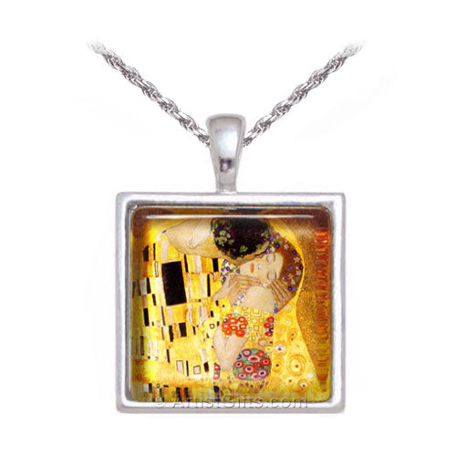 Matching The Kiss Art Glass Necklace